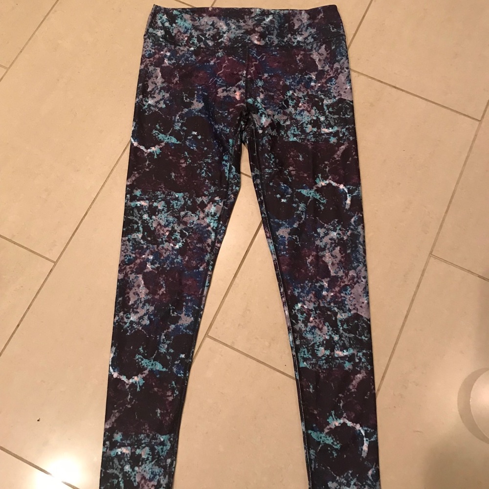 Super cute Tide-Eye Fabletics Leggings